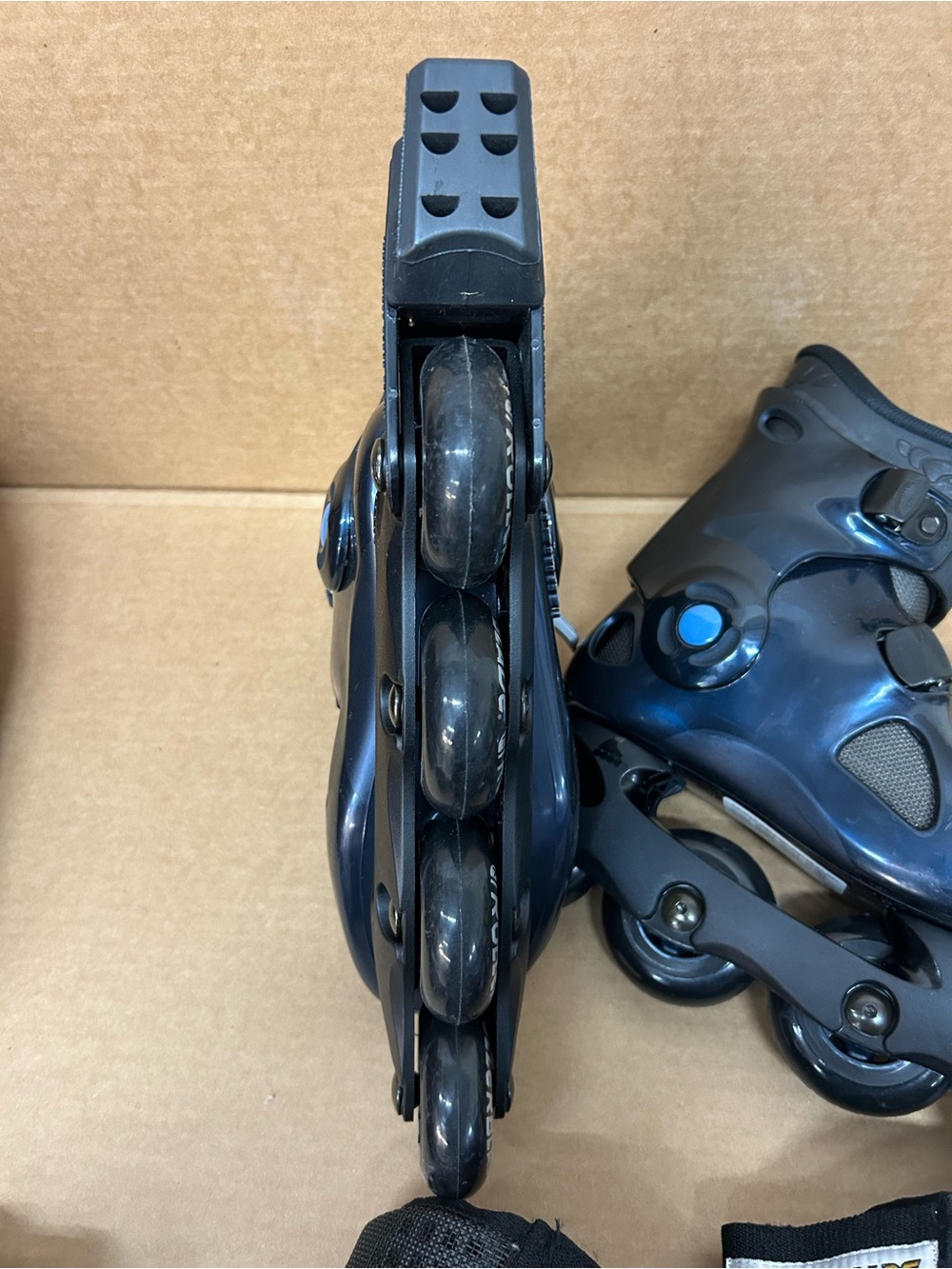 K2 Black Adjustable Inline Skate Set with Protective Gear - Picture 5 of 16